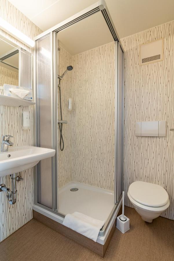 Hotel & Restaurant Stadt Гентин Экстерьер фото